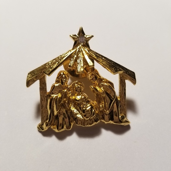Lovely VTG Nativity Lapel Pin - Picture 3 of 7